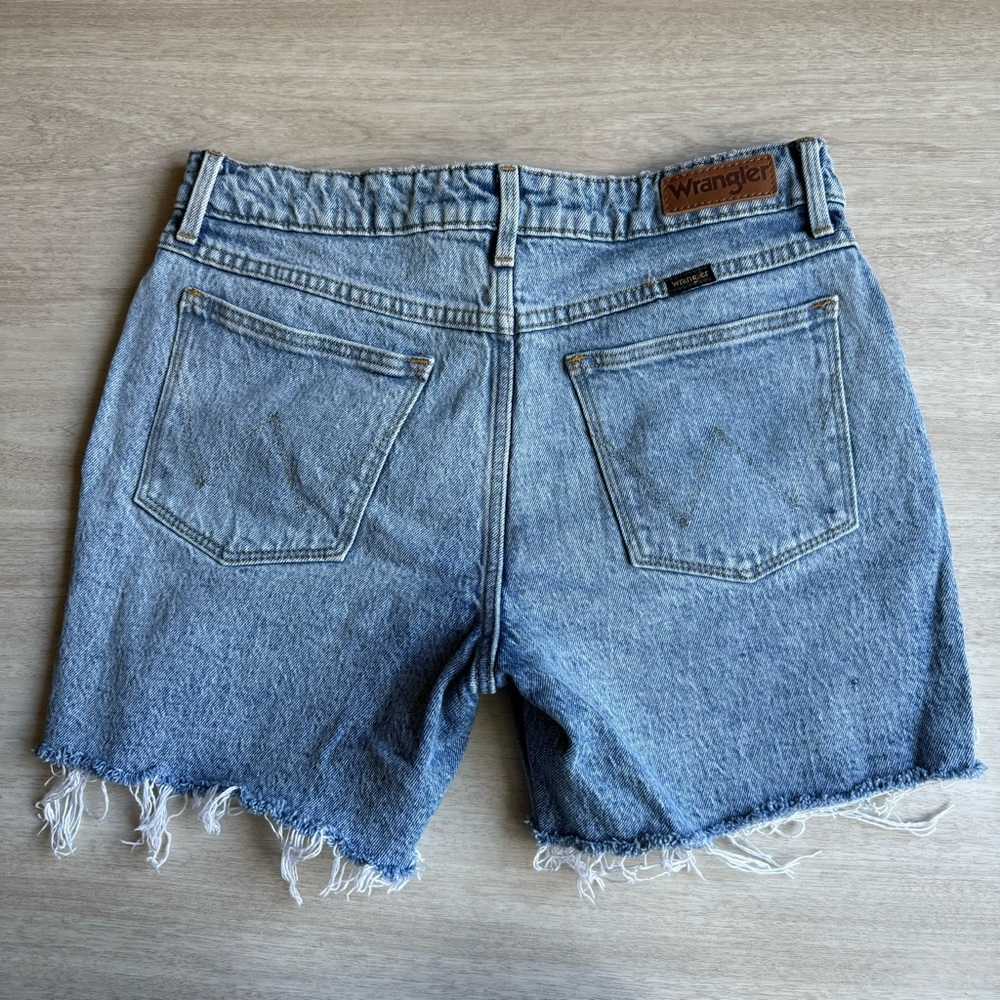 Wrangler Women's Blue Denim Shorts sz 4
